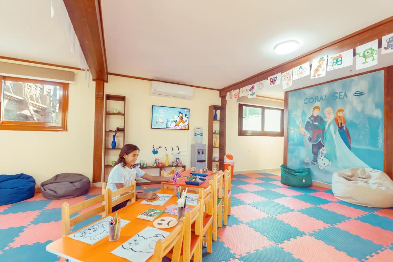 Coral Sea Beach And Aqua Park Ain Suchna Exterior foto