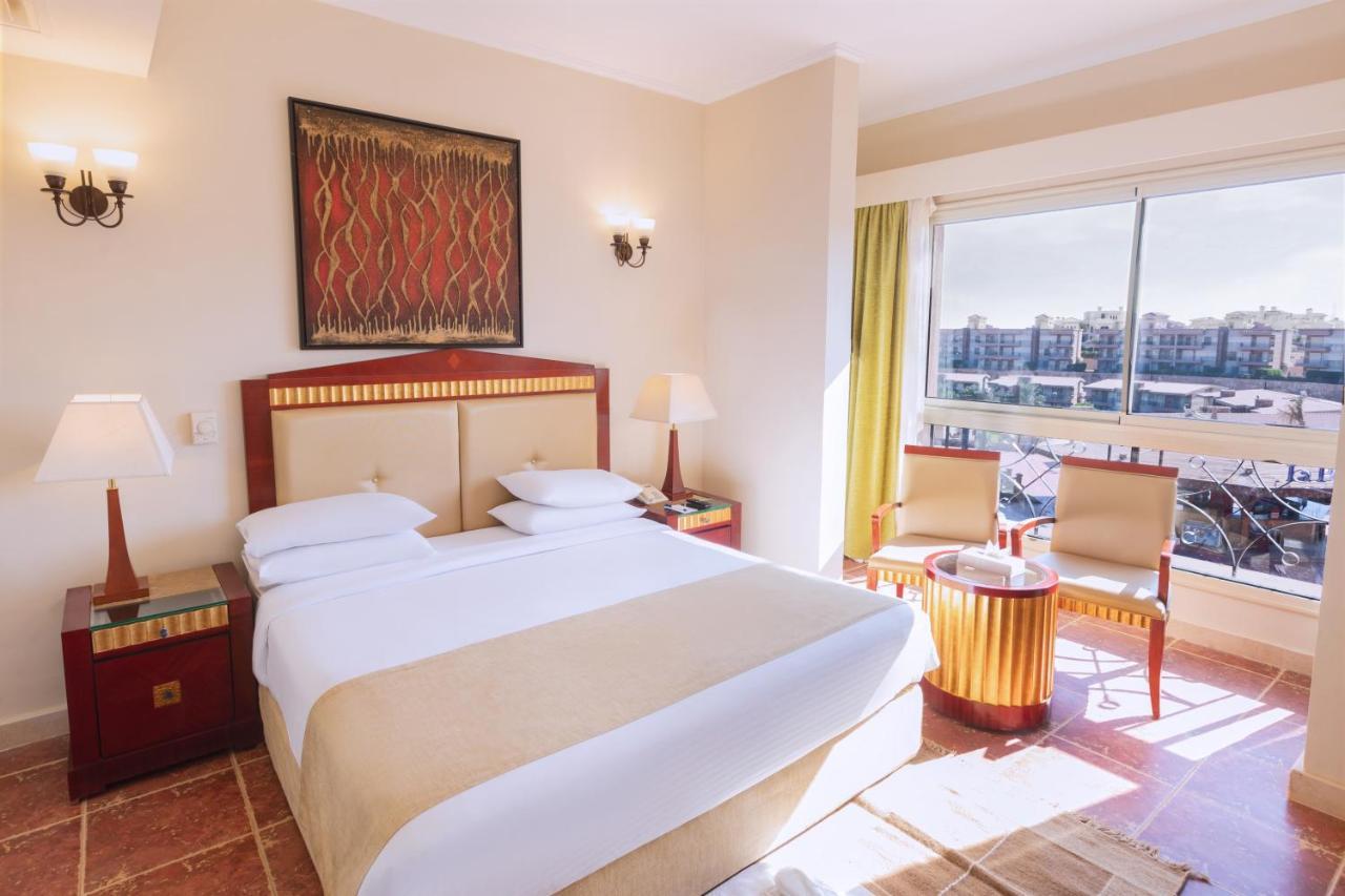 Coral Sea Beach And Aqua Park Ain Suchna Exterior foto