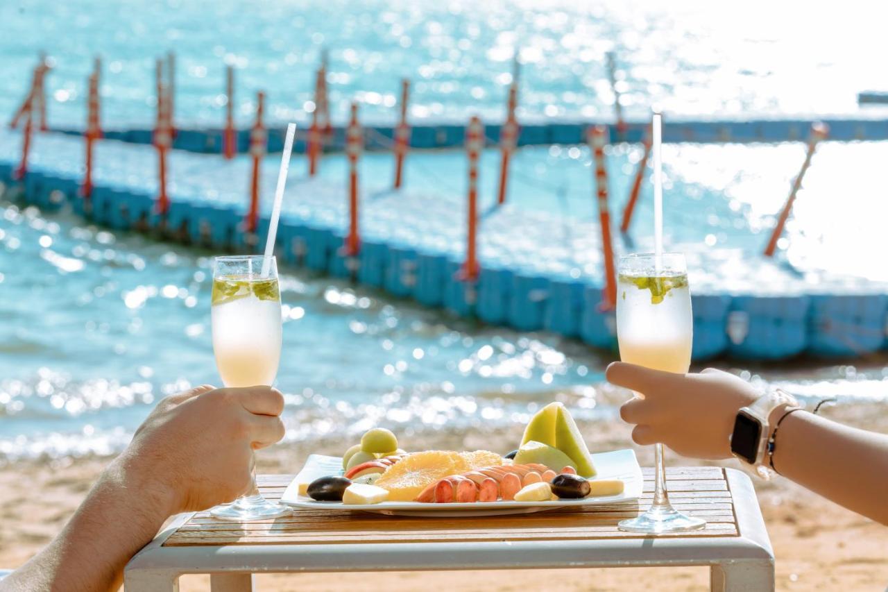 Coral Sea Beach And Aqua Park Ain Suchna Exterior foto
