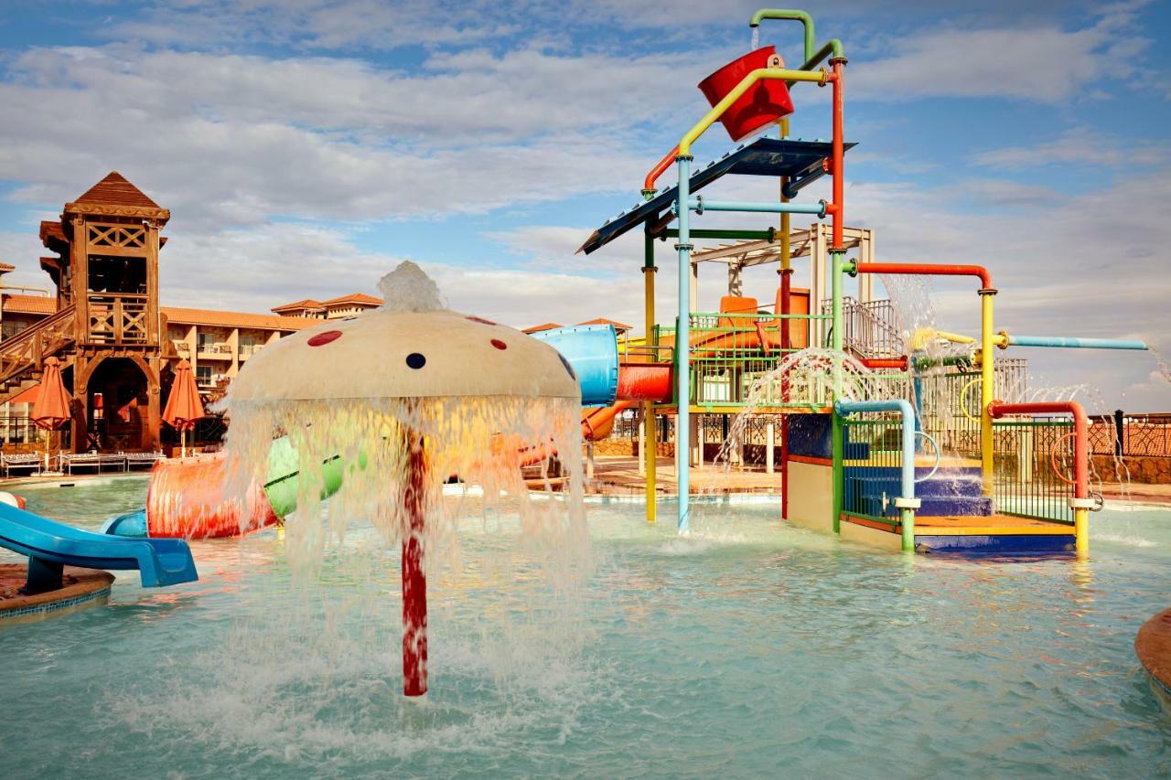Coral Sea Beach And Aqua Park Ain Suchna Exterior foto